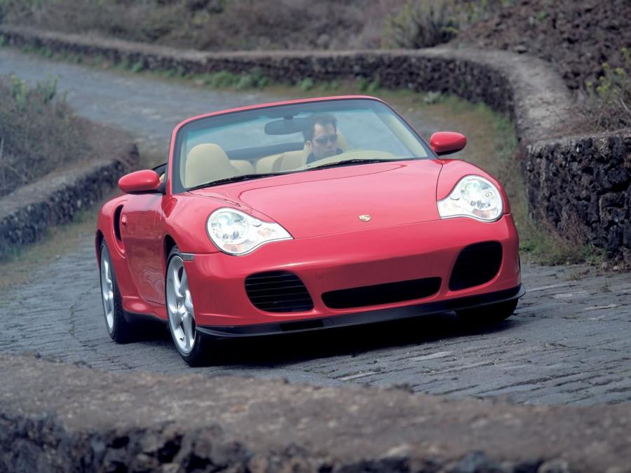  Porsche 911 Turbo Cabriolet 2004 года  (фото 11 из 15)